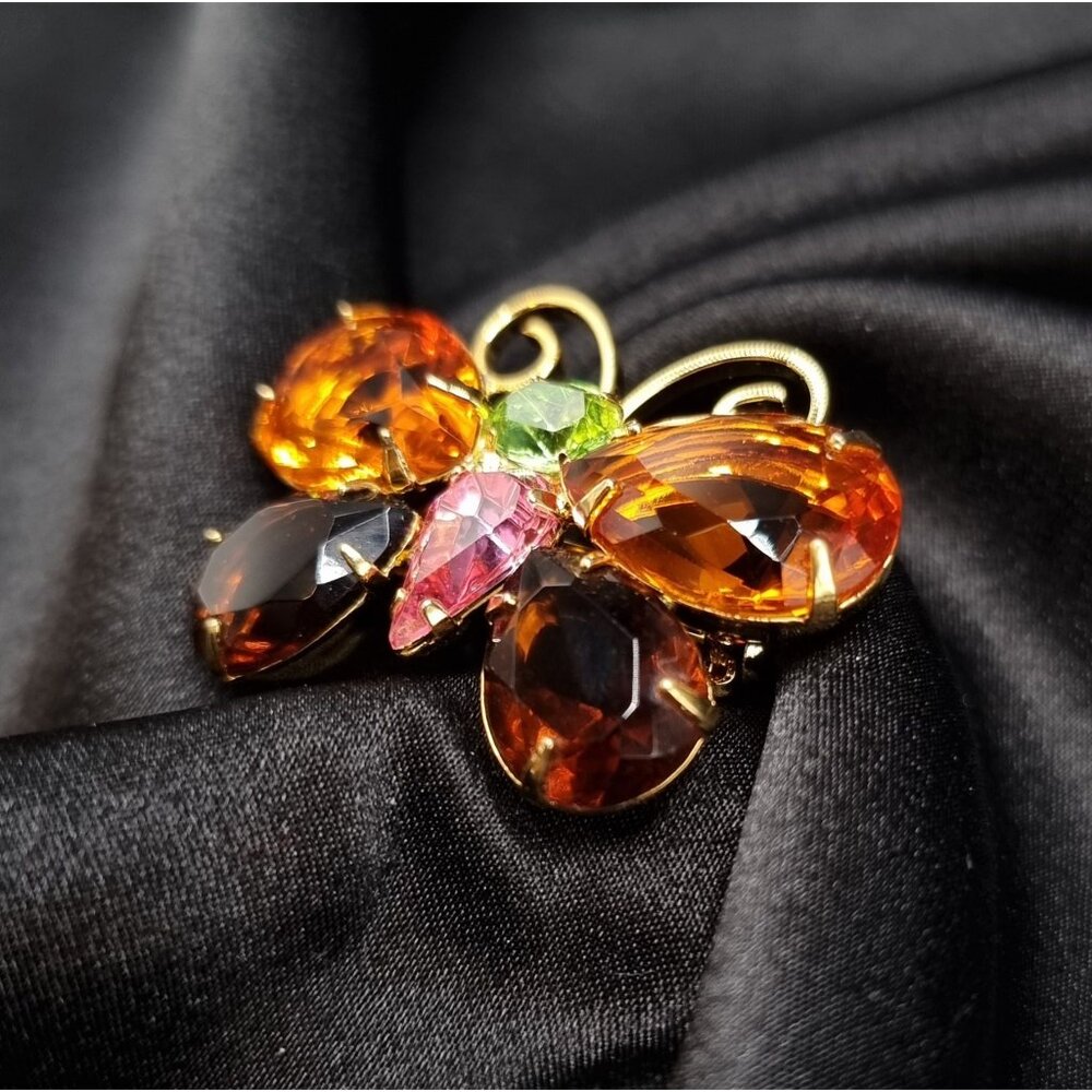 Vintage Joan Rivers Signed Butterfly Brooch With Sparkling Orange Pink & Green R - Picture 1 of 6
